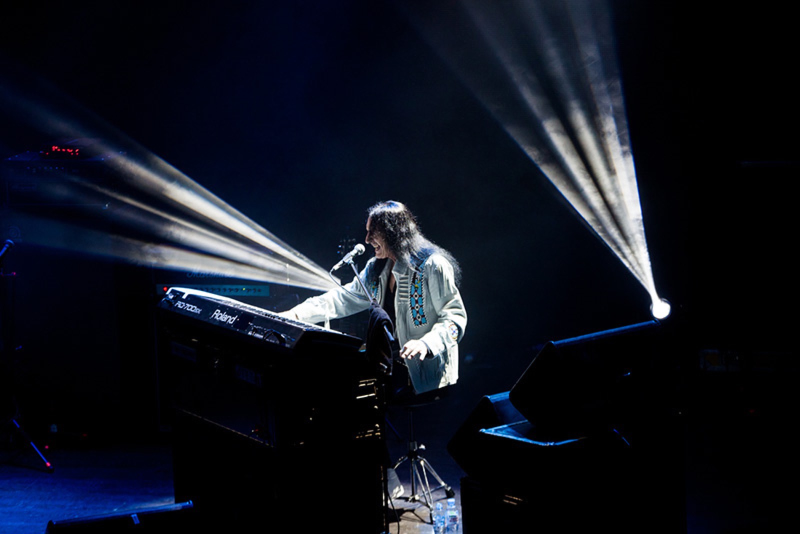Ken Hensley — At The Keys Under Stage Lights