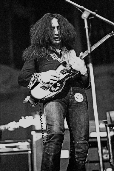 Ken Hensley — archive photograph 32